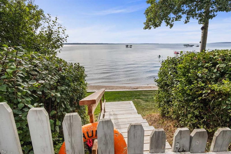 152 Jarvis Bay Drive, Jarvis Bay, T4S 1R8 | Image 3