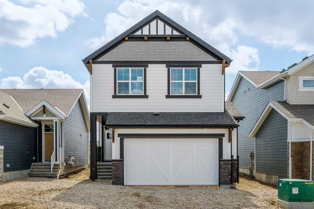 320 Magnolia Crescent