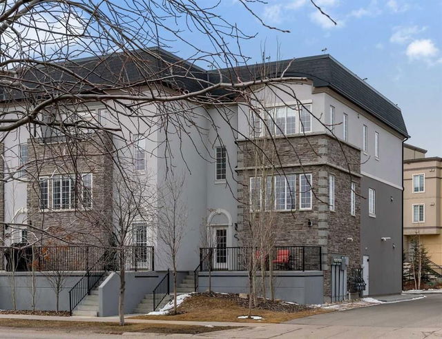 352 Quarry Park Boulevard