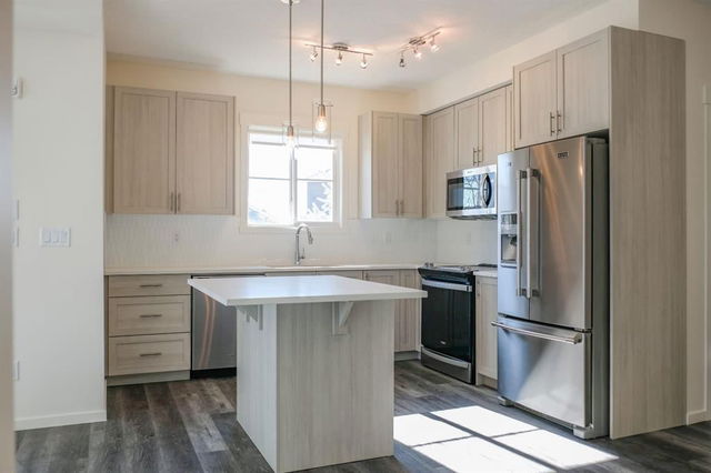 1115 - 298 Sage Meadows Park