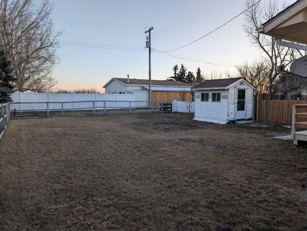 Listing Image 5