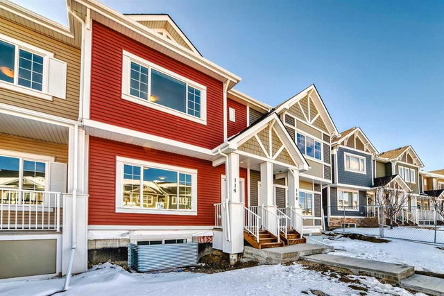 114 Baysprings Terrace