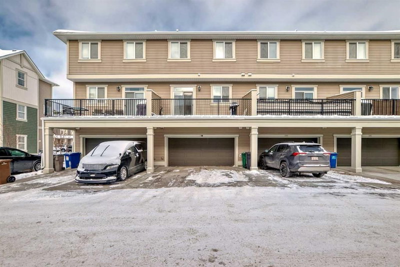 237 South Point Park SW, Airdrie, T4B 5G8 | Image 2