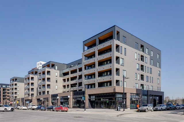 414 - 3932 University Avenue