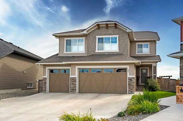 20 Drake Landing Grove
