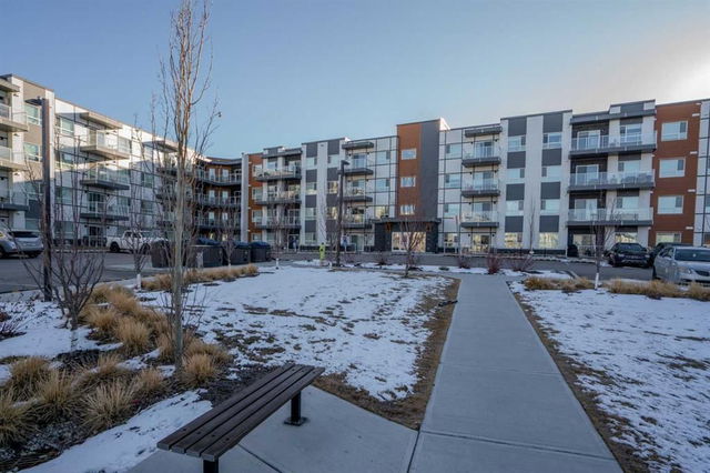#210 - 360 Harvest Hills Way