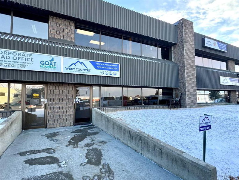 5 - 7969 49 Avenue, Red Deer, T4P 2V5 | Image 3