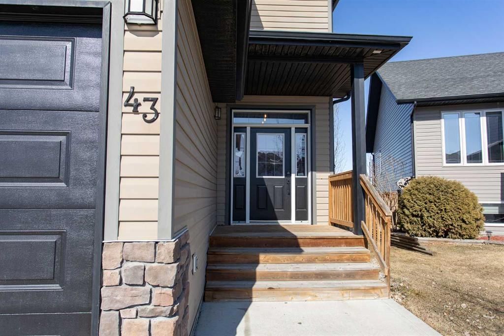 Listing Image 4