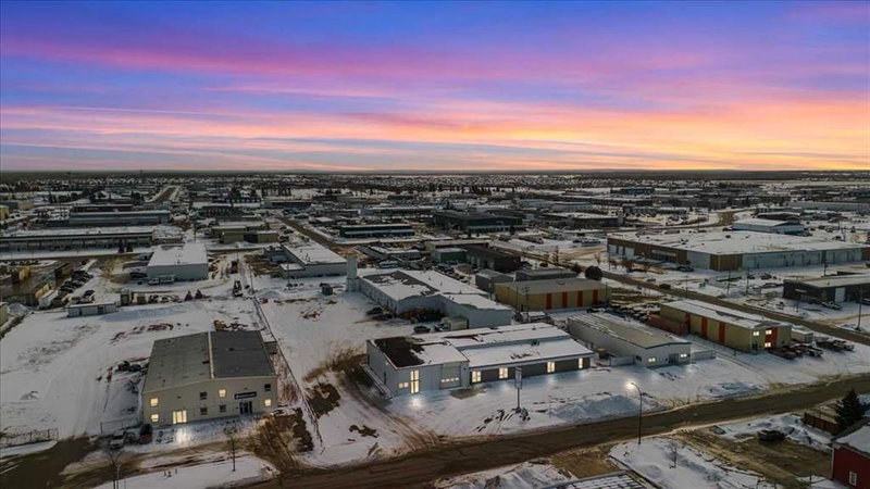 11037/43 92 Avenue, Grande Prairie, T8V 3J3 | Image 2