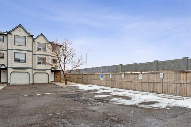 126 Anderson Grove