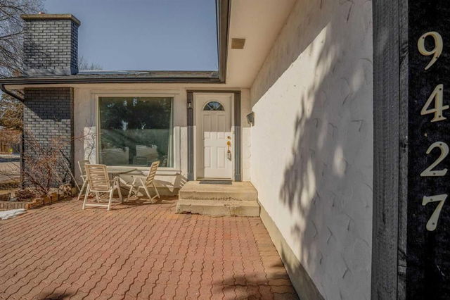 9427 Palliser Place