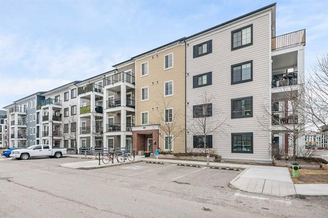 3304 - 215 Legacy Boulevard