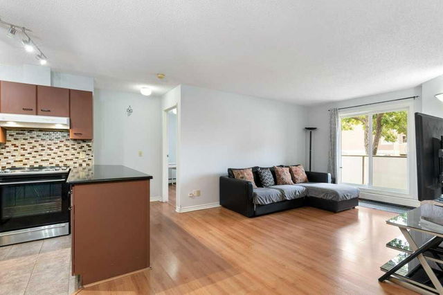 2414 Edenwold Heights