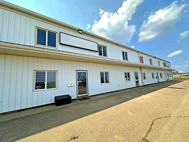 104 - 280 MacLennan Crescent, Fort McMurray, T9H 4G1 | Image 2