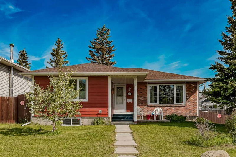 4 Whitefield Close NE, Calgary, Alberta