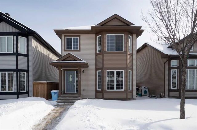 458 Walnut Crescent