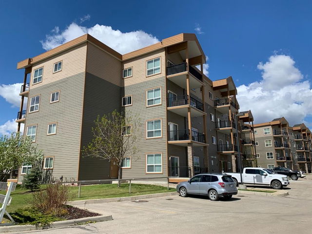 405 - 9221 Lakeland Drive