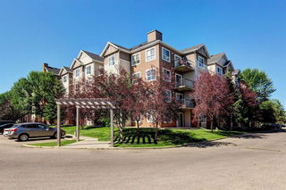 1107 - 73 Erin Woods Court