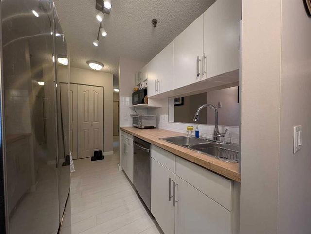 114 - 525 56 Avenue