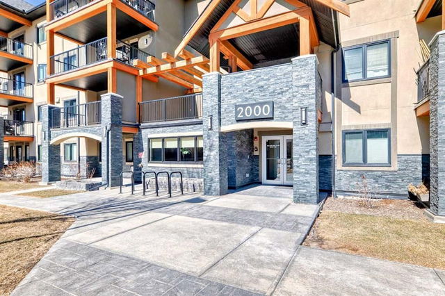 2311 - 402 Kincora Glen Road