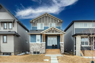 421 Chinook Winds View