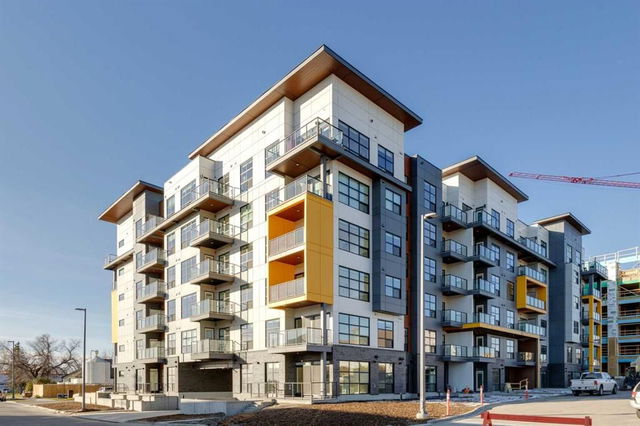 202 - 330 Dieppe Drive