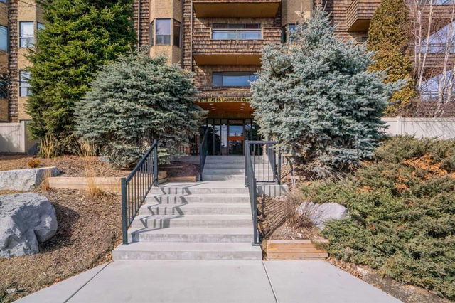 203 - 3719C 49 Street