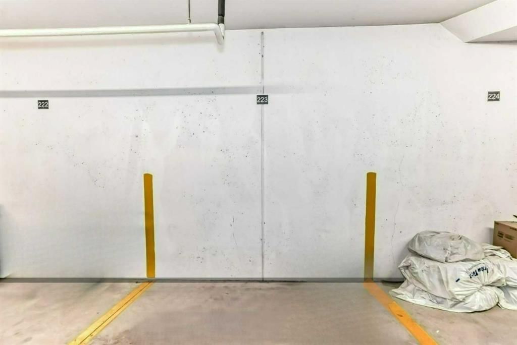 Listing Image 36