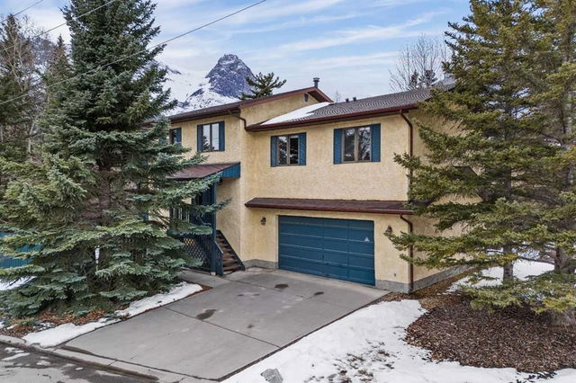 1 Riverview Place