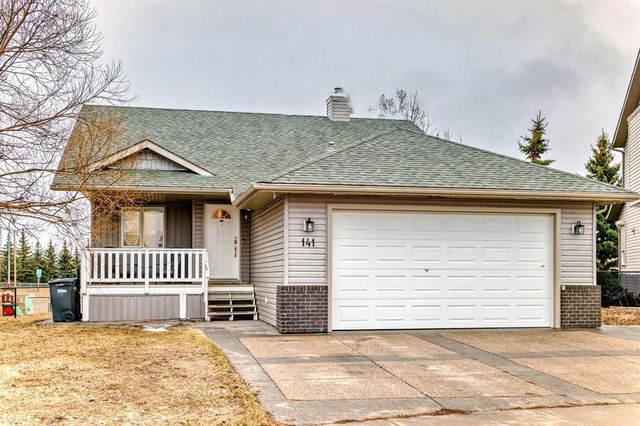141 Hillvale Crescent