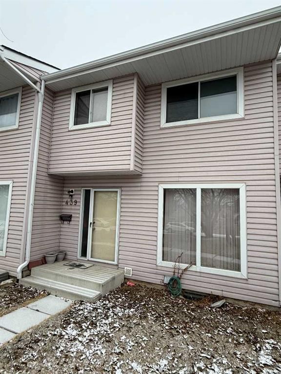 439 40 Street NE, Calgary, Alberta