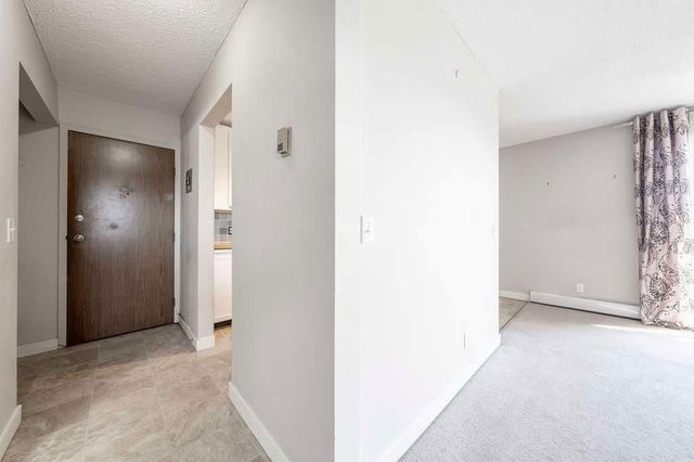 8 - 232 Sabrina Way