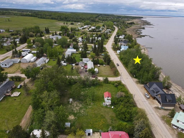Lot 5A, 5B, 5C Peace River Avenue
