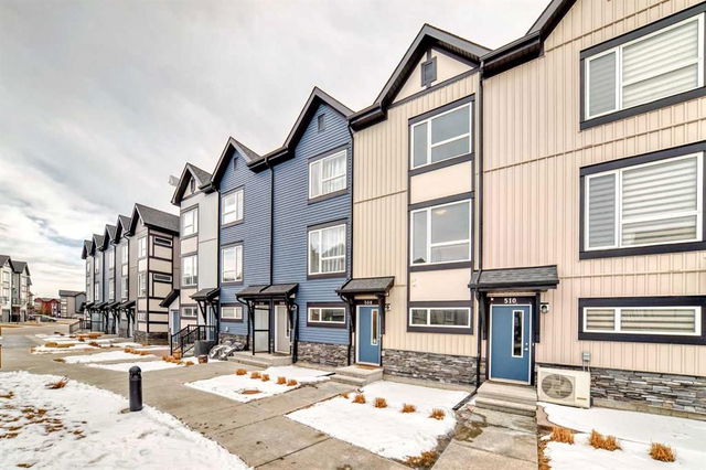 508 - 15 Evanscrest Park