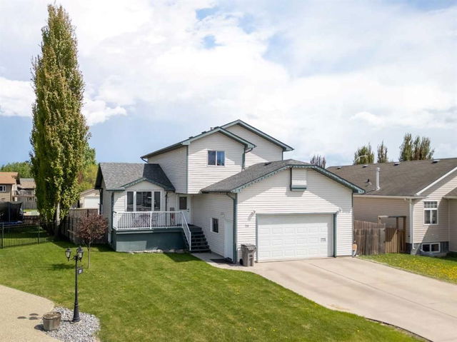 26 Stuckey Crescent