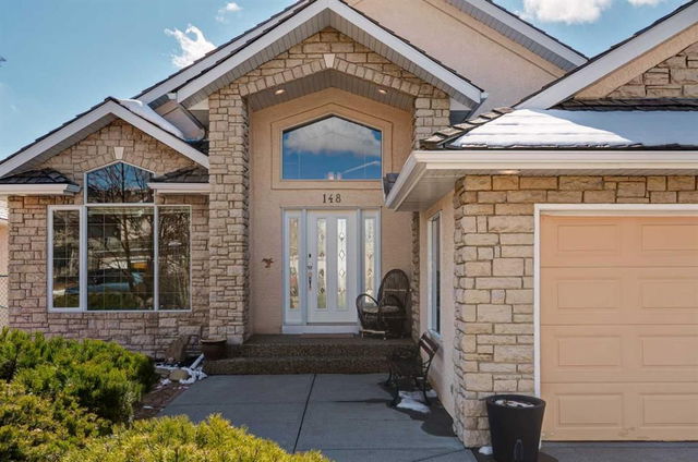 148 Gleneagles View