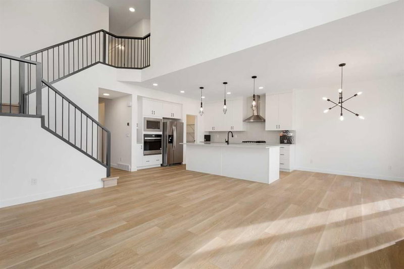 233 Spring Creek Circle SW, Calgary AB - For Sale | HonestDoor
