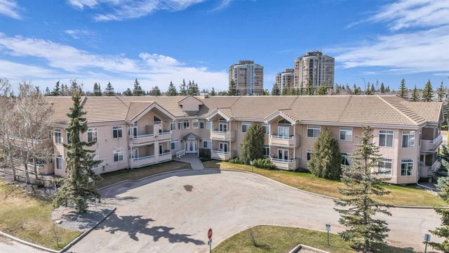 2121 Patterson View