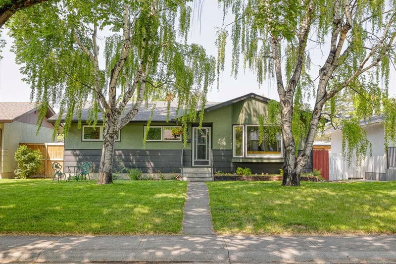 22 Armstrong Crescent SE, Calgary, Alberta