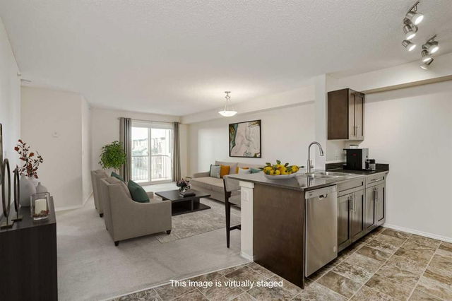422 - 195 Kincora Glen Road