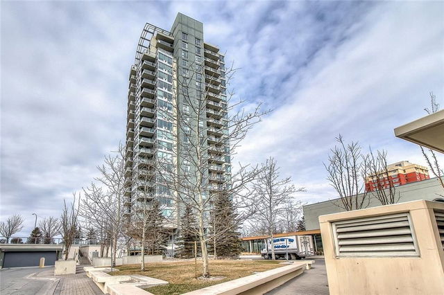 505 - 55 Spruce Place