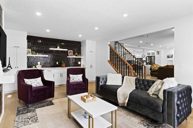 201 Wascana Crescent