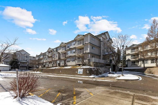 105 - 11 Somervale View