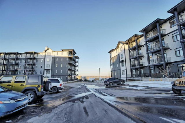 411 - 20 Sage Hill Walk