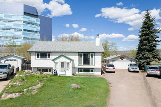 6 Berry Crescent