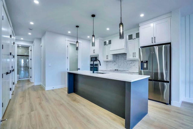 164 Saddlelake Manor