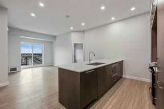 422 - 255 Les Jardins Park
