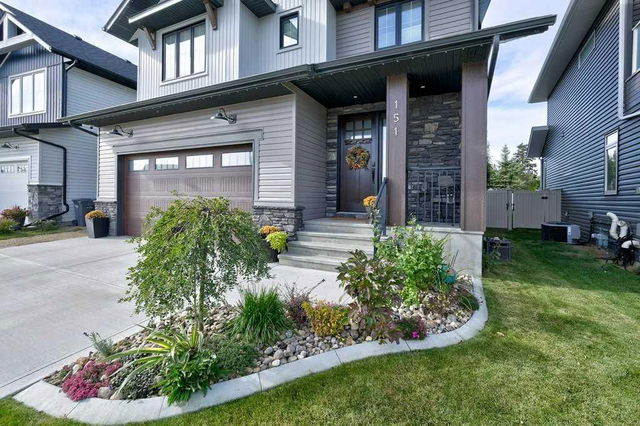 151 Ellington Crescent