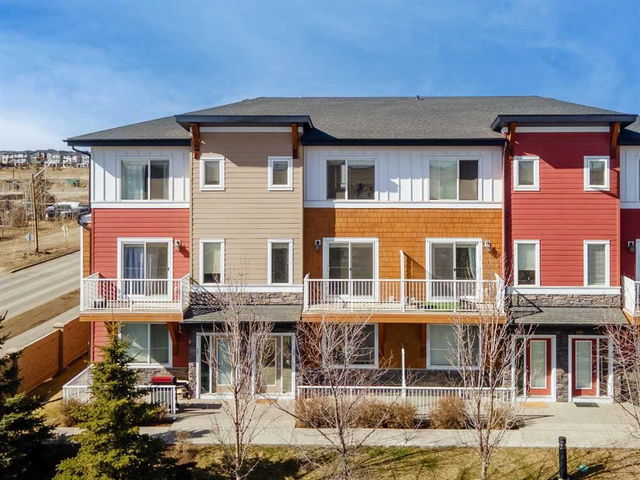 35 - 111 Rainbow Falls Gate