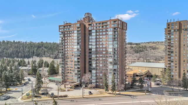 407 - 145 Point Drive